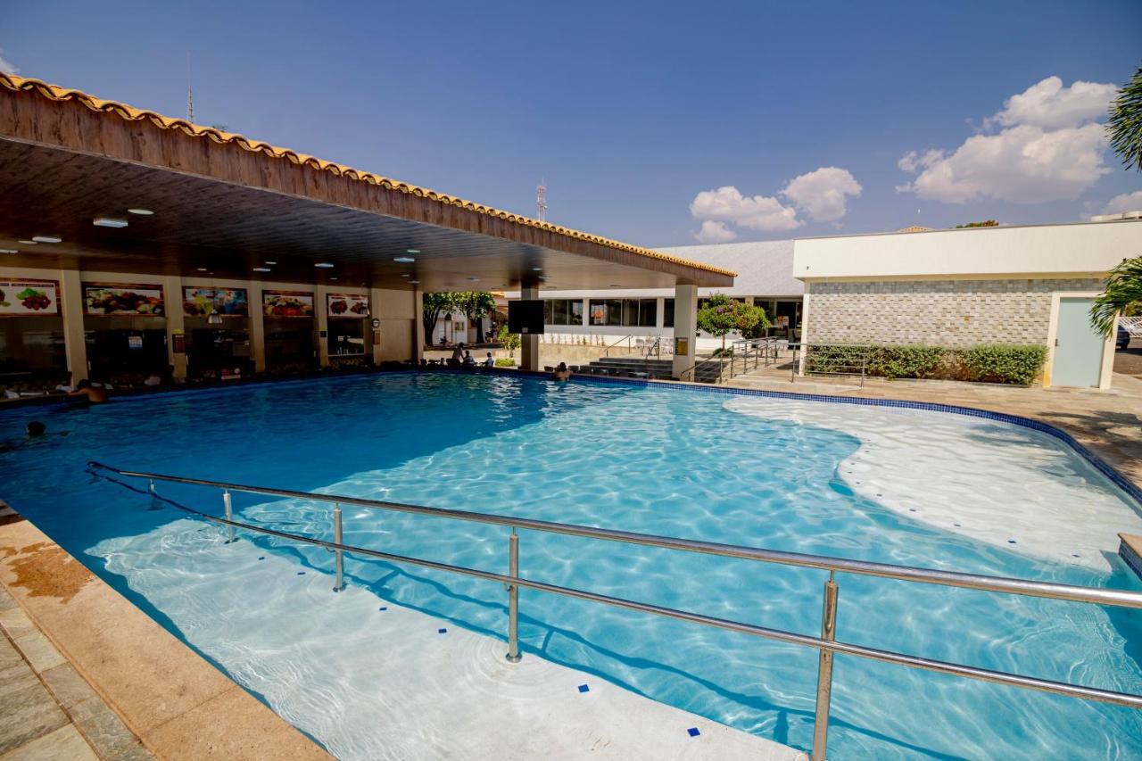 Diroma Resort Com Um Dia No Acqua Park Caldas Novas Dış mekan fotoğraf