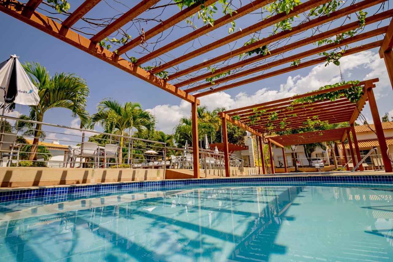 Diroma Resort Com Um Dia No Acqua Park Caldas Novas Dış mekan fotoğraf