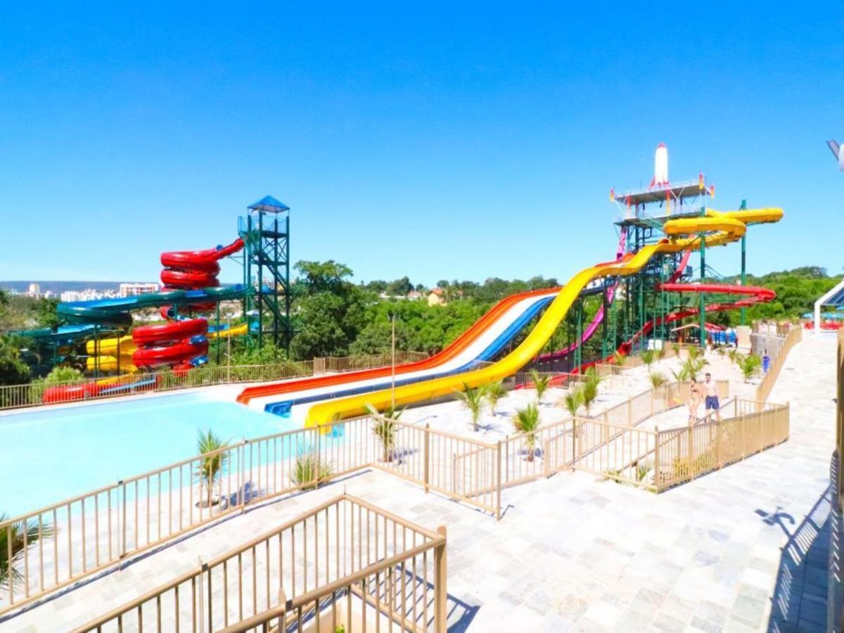 Diroma Resort Com Um Dia No Acqua Park Caldas Novas Dış mekan fotoğraf
