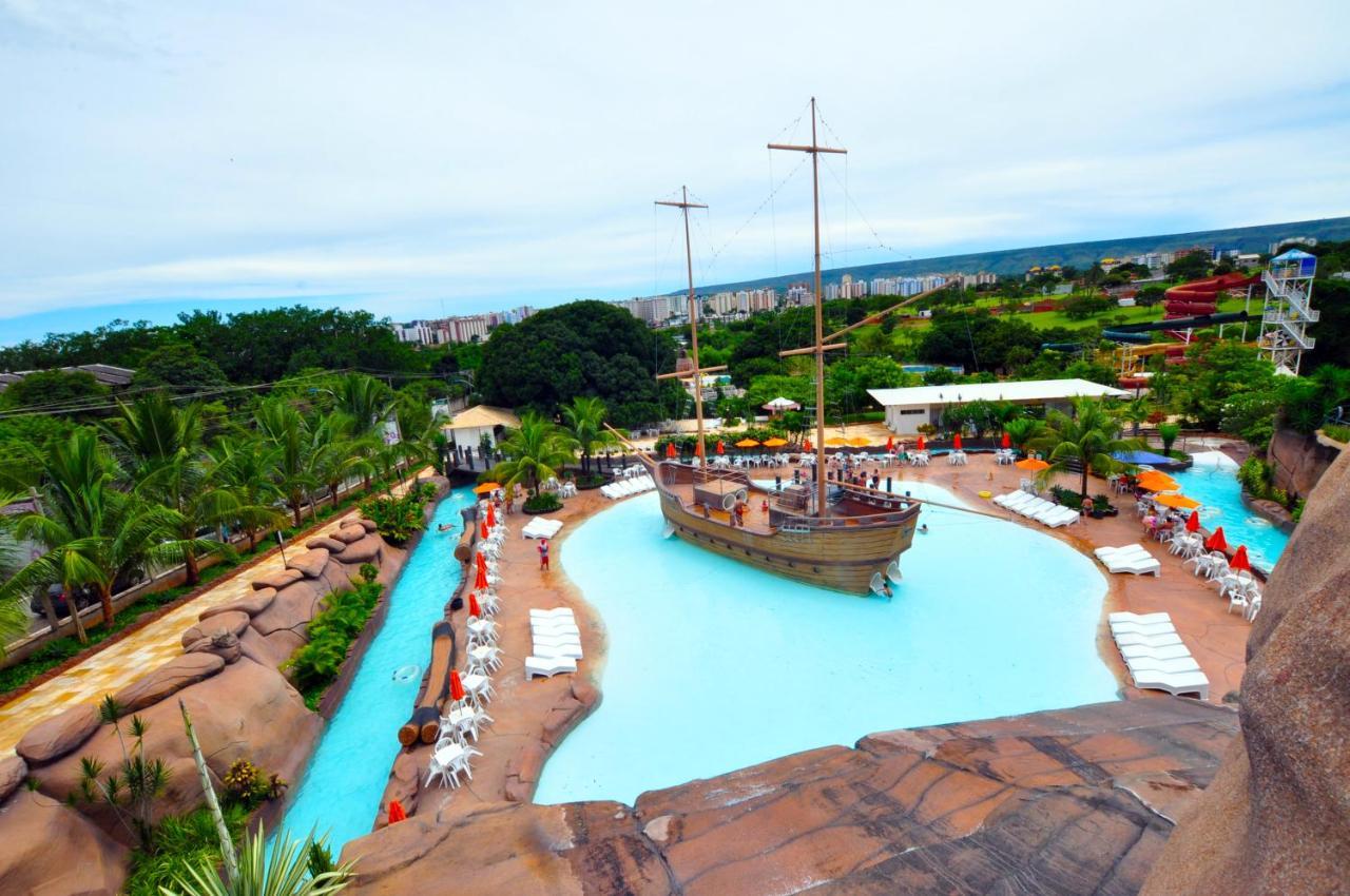 Diroma Resort Com Um Dia No Acqua Park Caldas Novas Dış mekan fotoğraf